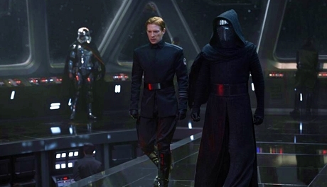 Domhnall Gleeson and Adam Driver in Star Wars Force Awakens